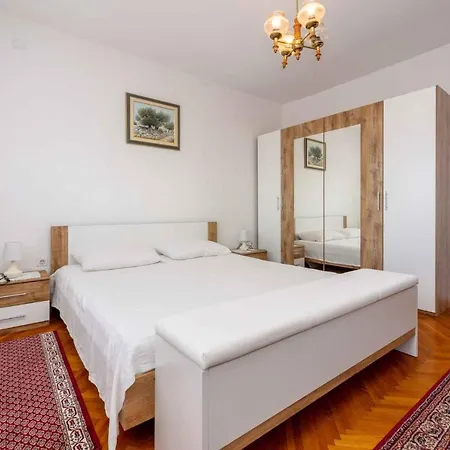 Apartment In Crikvenica 5224 Dramalj